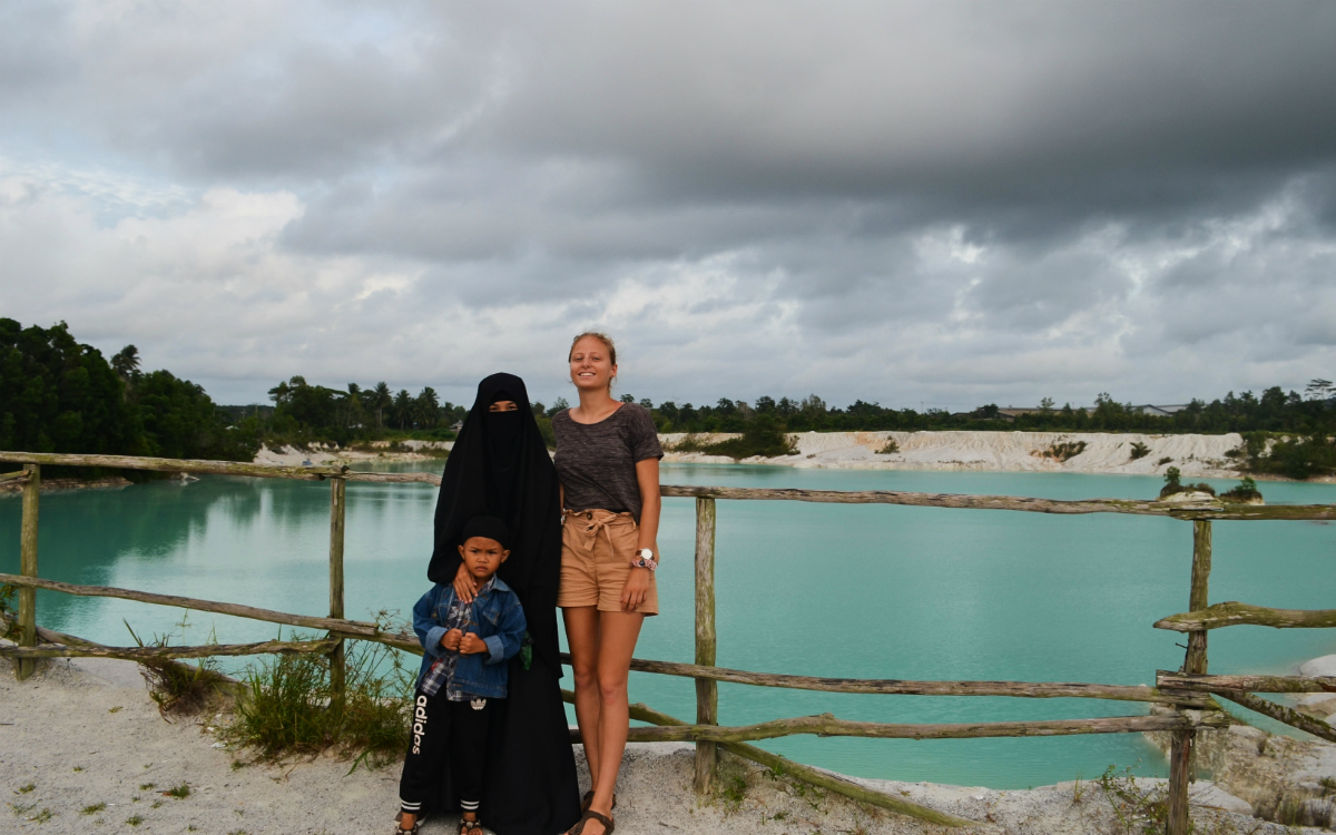 Auf Belitung, einer kleinen Insel vor Sumatra mit weiteren Touristen (Foto: EMS/Maier) Auf Belitung, einer kleinen Insel vor Sumatra mit weiteren Touristen (Foto: EMS/Maier)